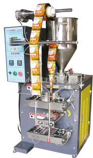 廠家直銷 柱塞泵式四邊封液體自動包裝機(jī)，高效穩(wěn)定，價格優(yōu)勢明顯